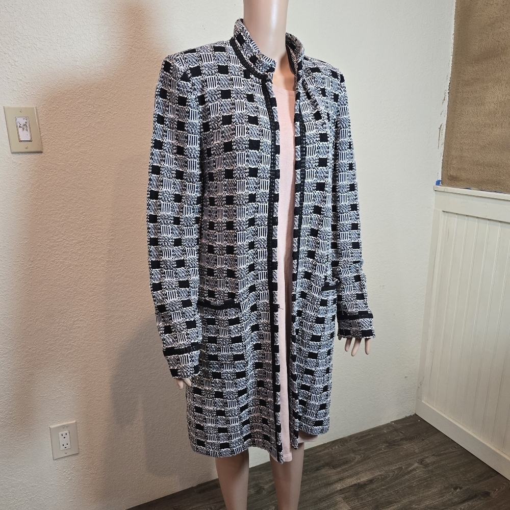 St. John Collection Tweed Black/White Long Jacket Women's 14 Checkered Coat - Picture 9 of 16